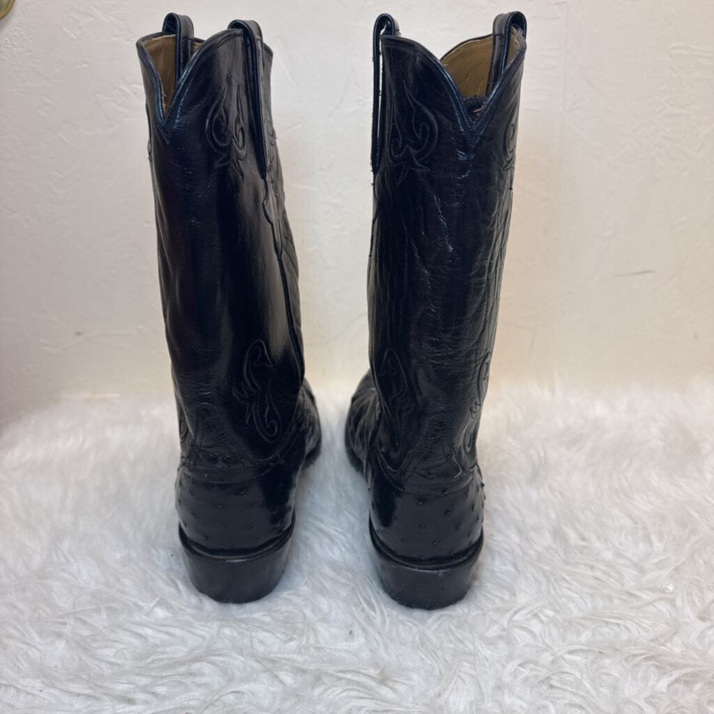Leather Embroidered Accent Western Boots