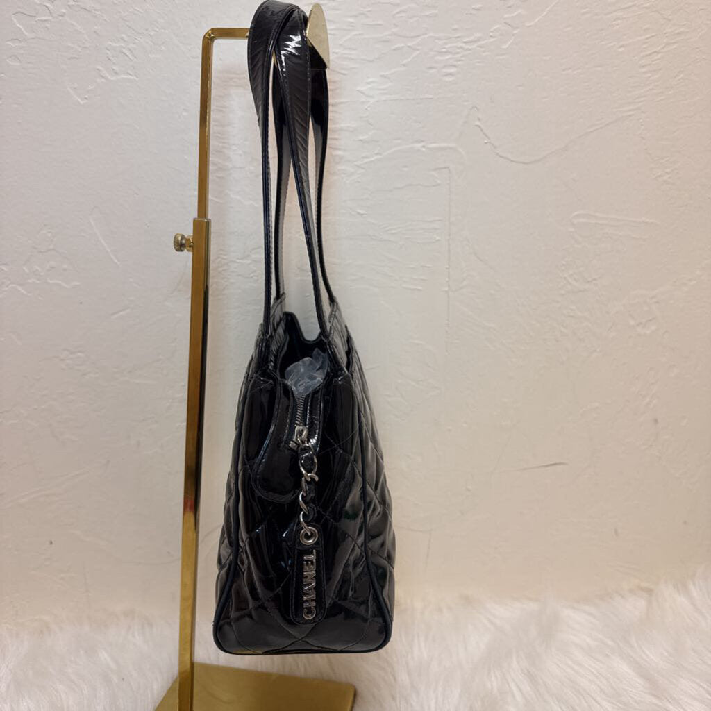 Statement Black Patent Leather Handle Bag
