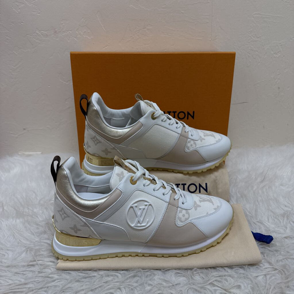 Run Away Sneaker Box/Dustbag
