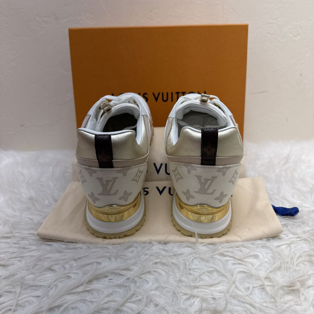 Run Away Sneaker Box/Dustbag