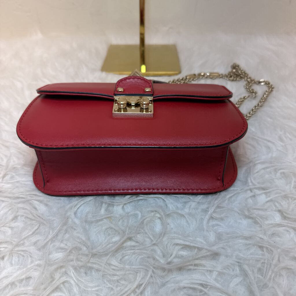 Glam Lock Rockstud Crossbody