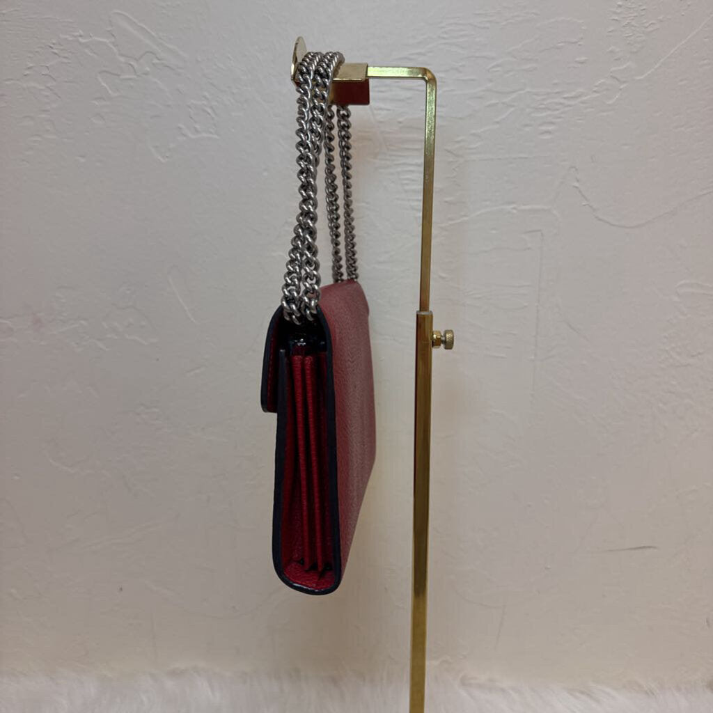 Red Dionysus Wallet on Chain