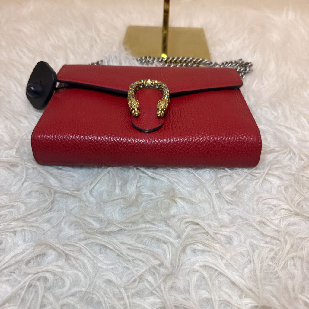 Red Dionysus Wallet on Chain