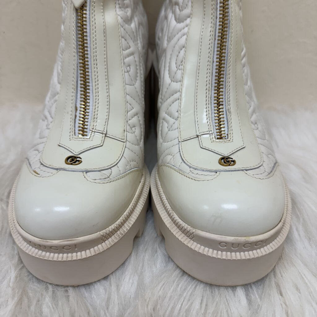 Rhombus Nappa Calfskin Quilted Platform Boots