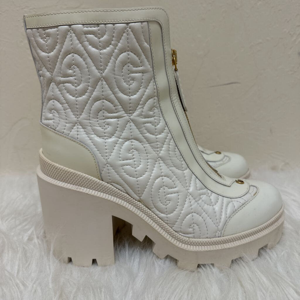 Rhombus Nappa Calfskin Quilted Platform Boots