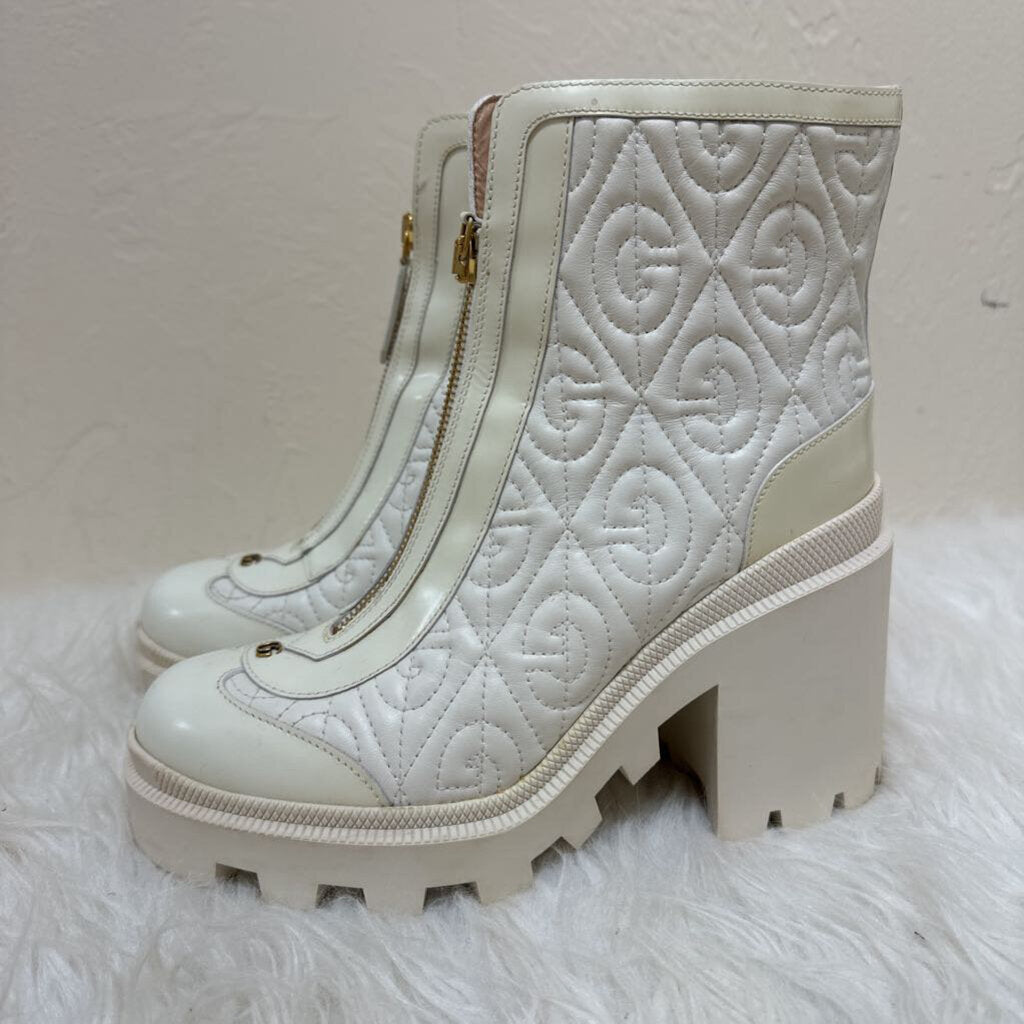 Rhombus Nappa Calfskin Quilted Platform Boots