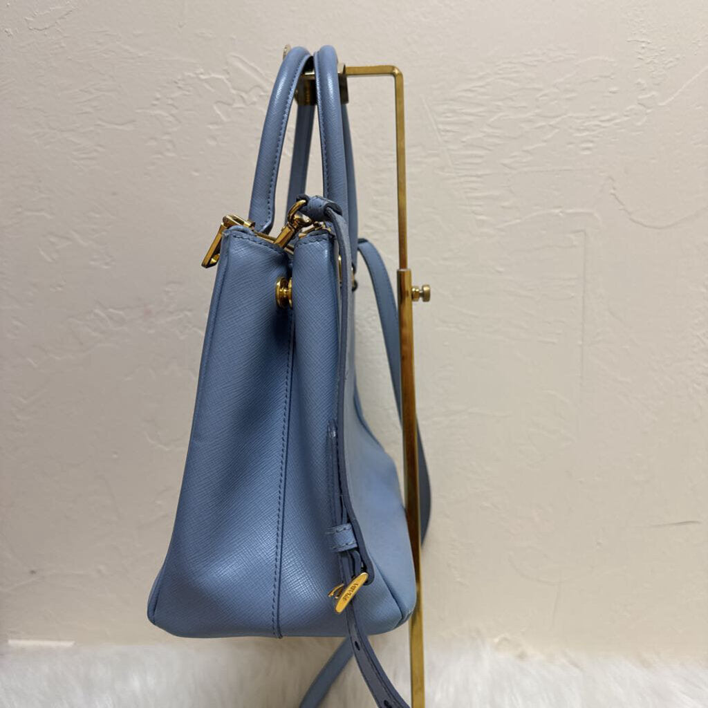 Saffiano Leather Galleria Double Zip Medium