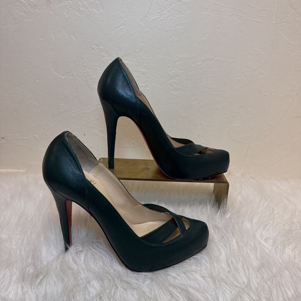 Dark Green Criss/Cross Leather Design