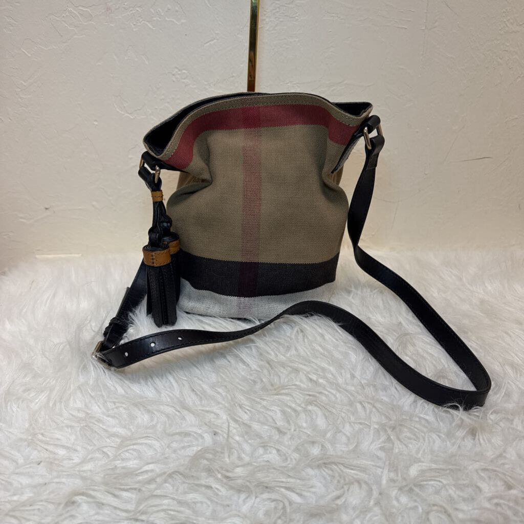 Small Ashby Tassel Bucket Bag House Check