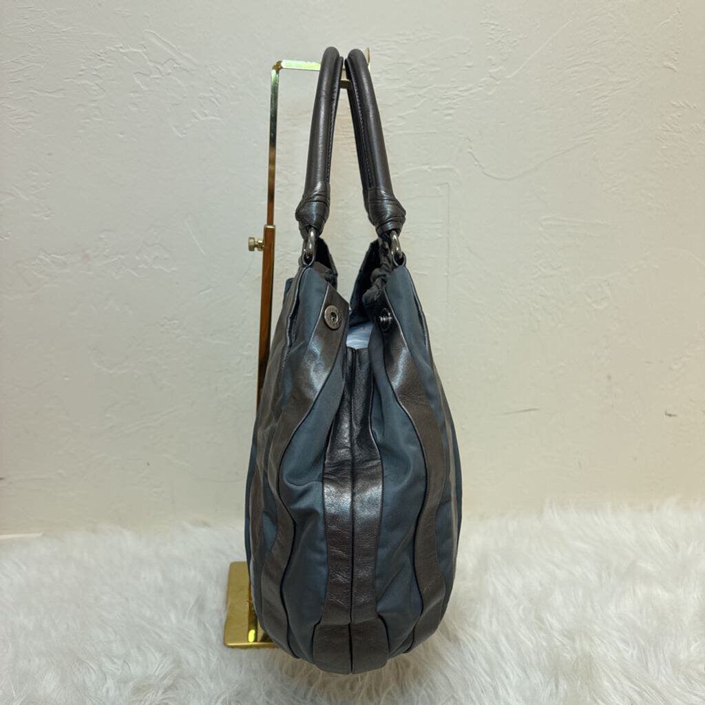 Tessuto Nappa Waves Hobo