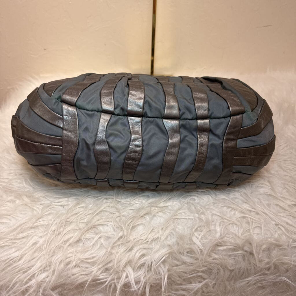 Tessuto Nappa Waves Hobo
