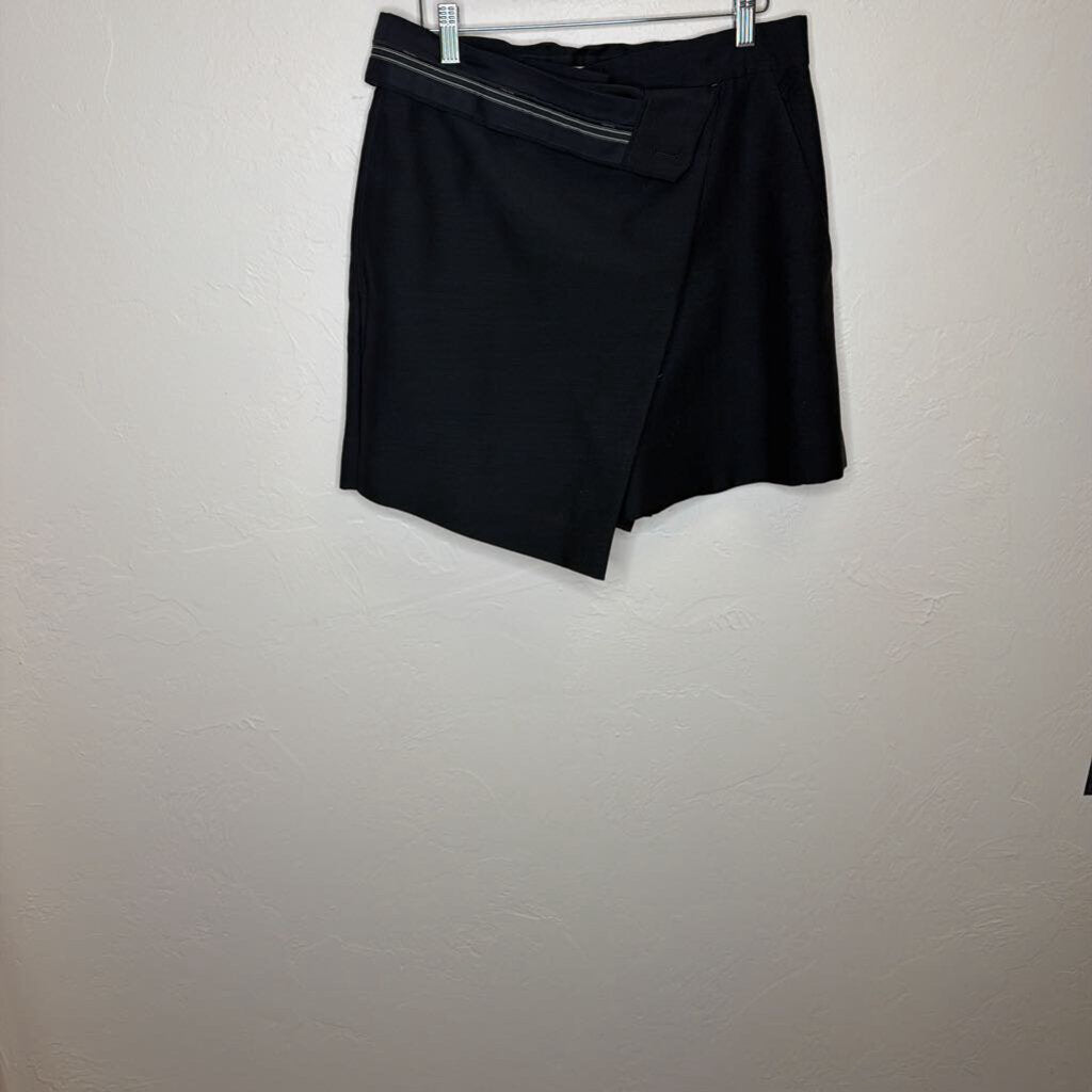 Assymetrical Design Shorts