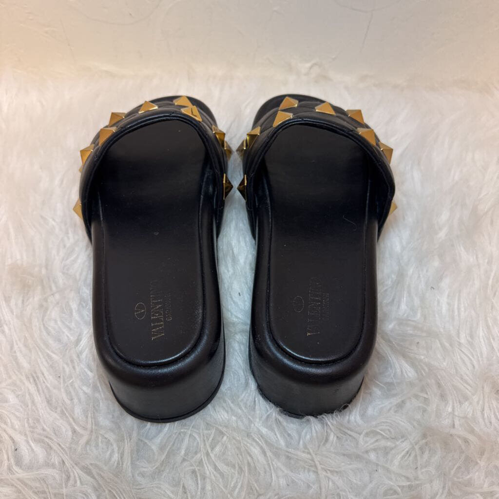 Studded Platform Slide Sandals