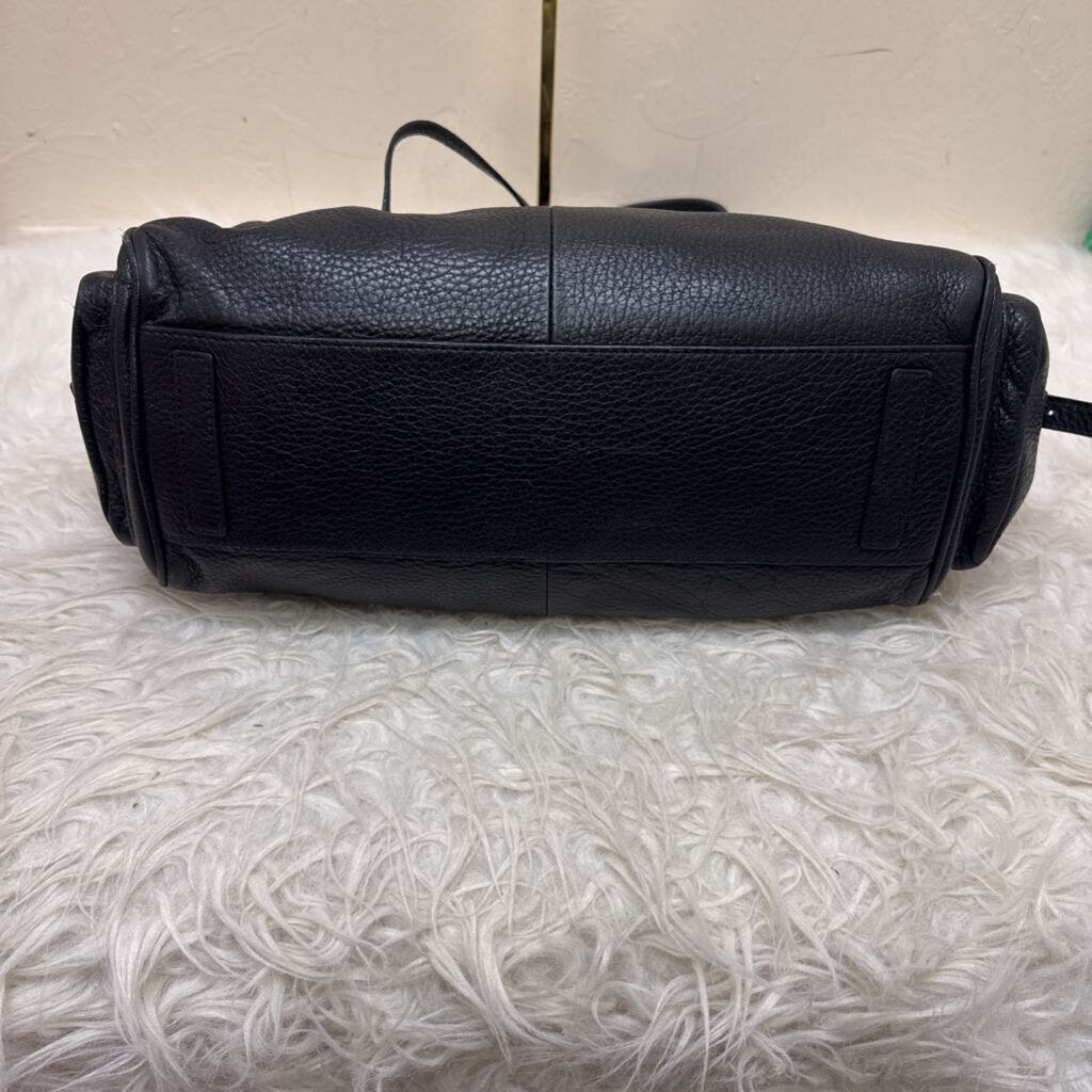 Vitello Daino Leather Shoulder Bag w/ Silver Hardware