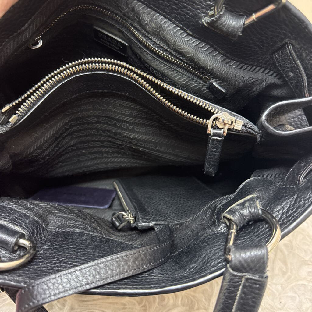 Vitello Daino Leather Shoulder Bag w/ Silver Hardware