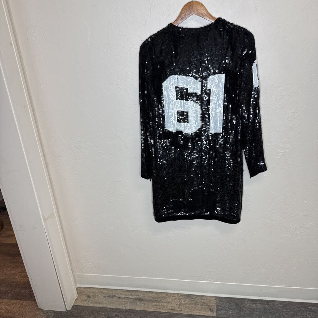 2014 Runway w Jay Z Reference - Beyonce