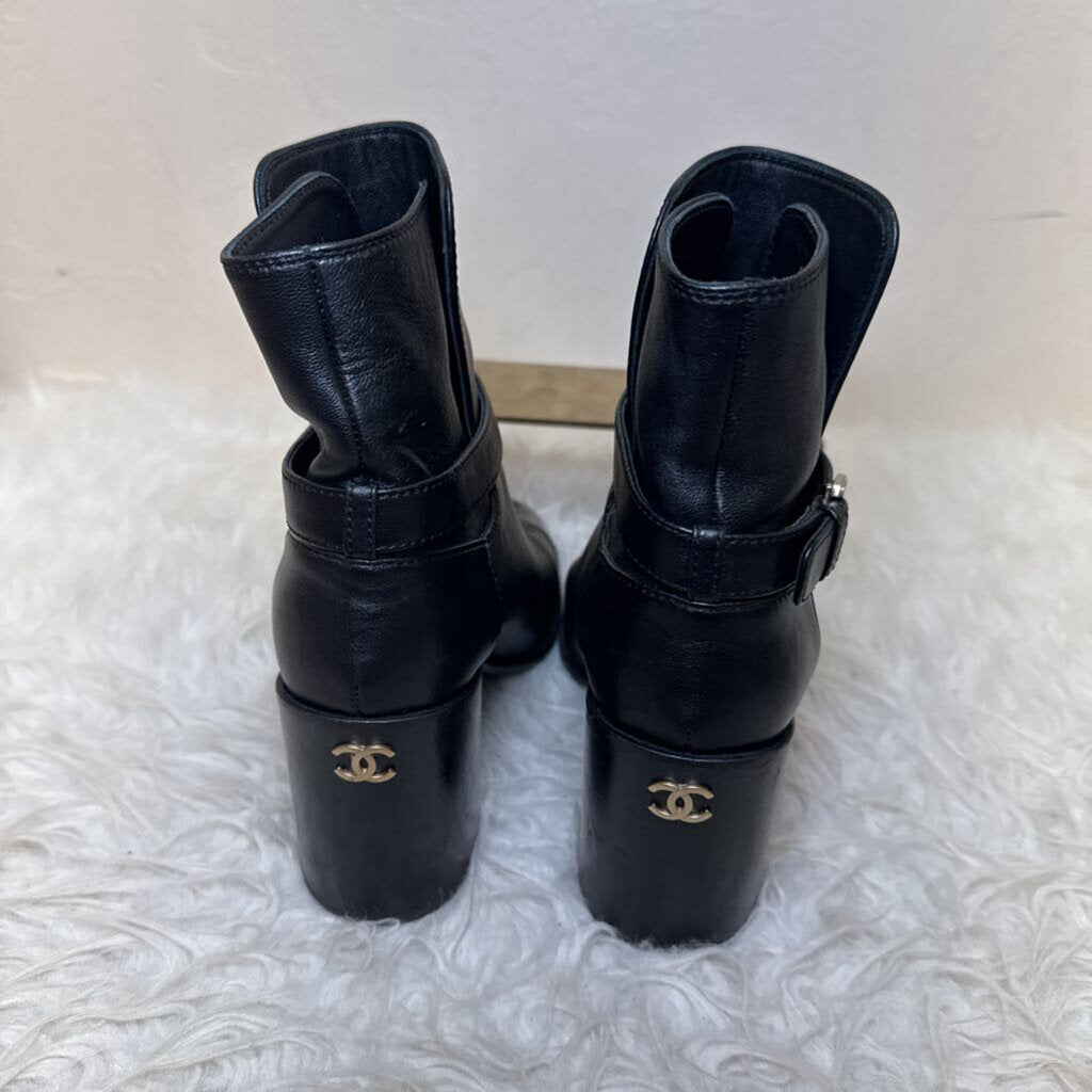 Leather Ankle Boot w/ Patent Cap Toe