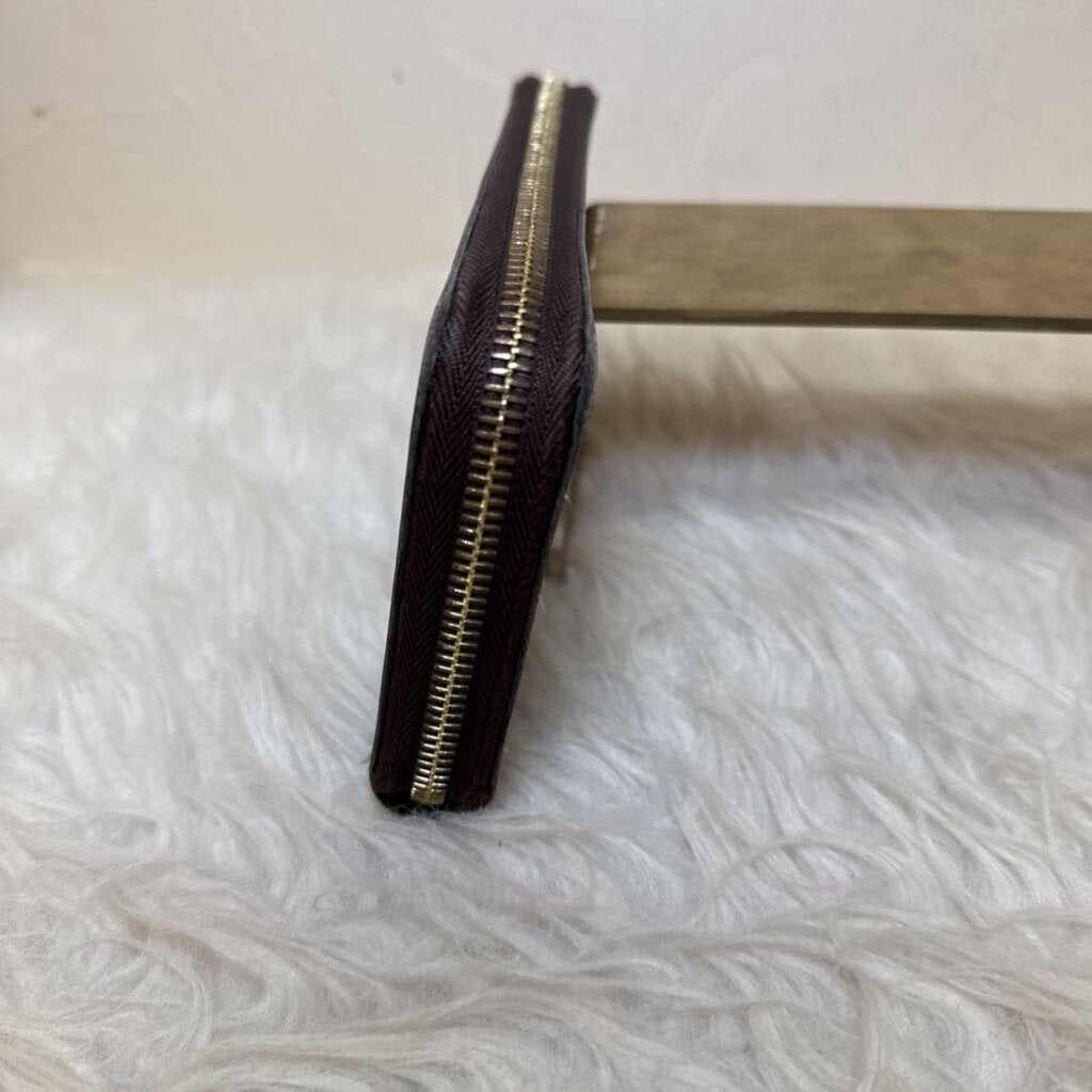 Giant Reverse Monogram Zip-Around Wallet
