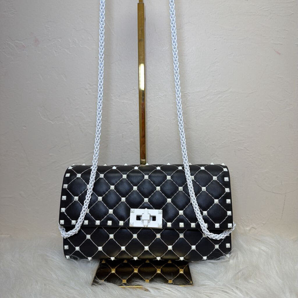 Black Rockstud Spike