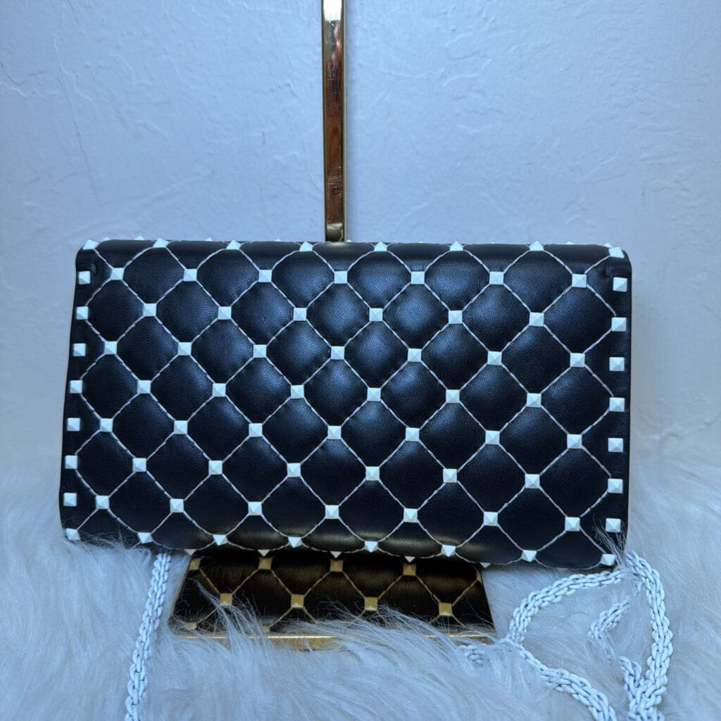 Black Rockstud Spike
