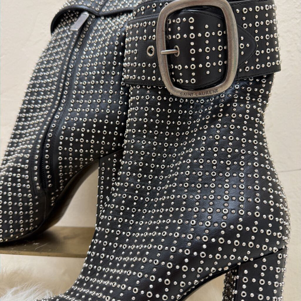 Joplin boot with silver stud