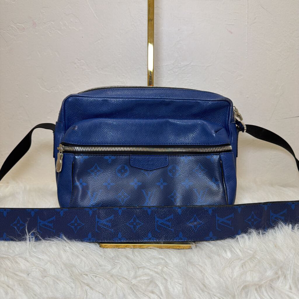 Outdoor Monogram Taigarama Messenger Bag
