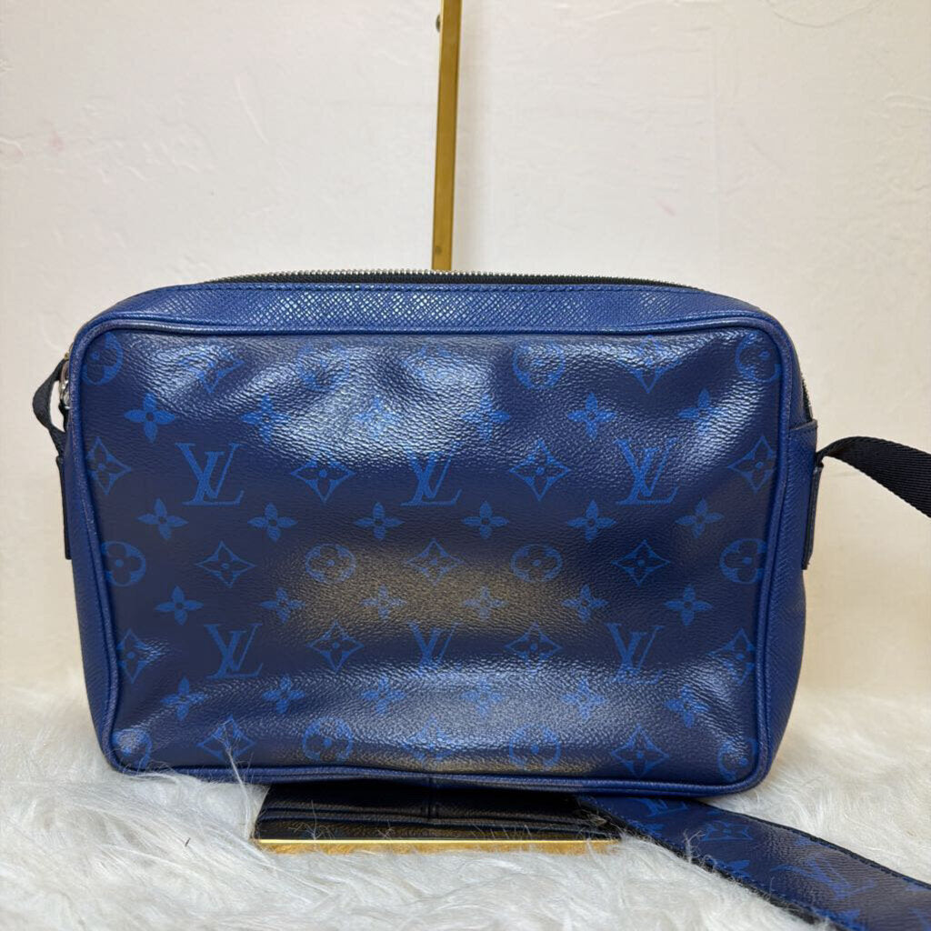 Outdoor Monogram Taigarama Messenger Bag