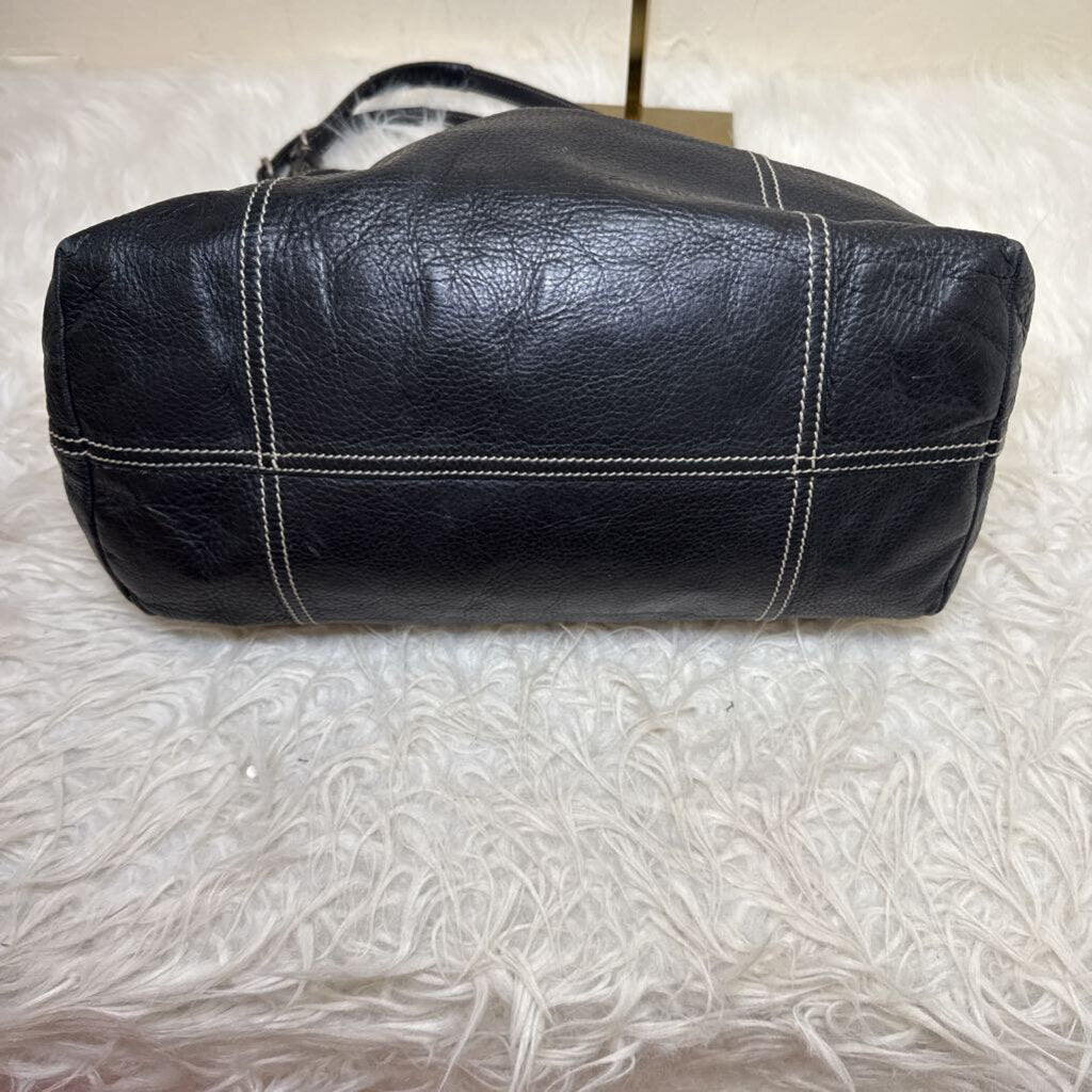 Slouchy Hobo Style Leather Bag