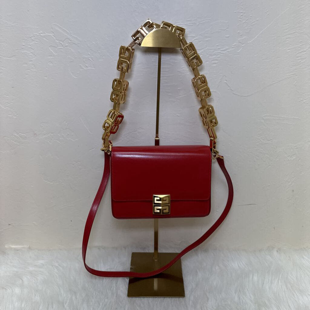 4G Cube Chain Shoulder Bag