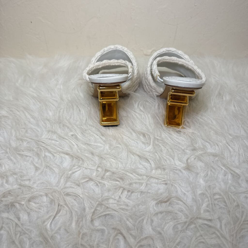 First Cloth Sandal w/ Gold F Heel