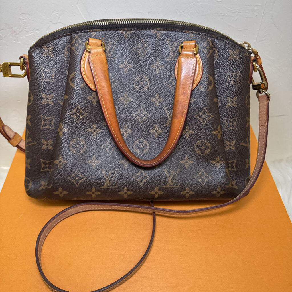 Monogram Rivoli PM