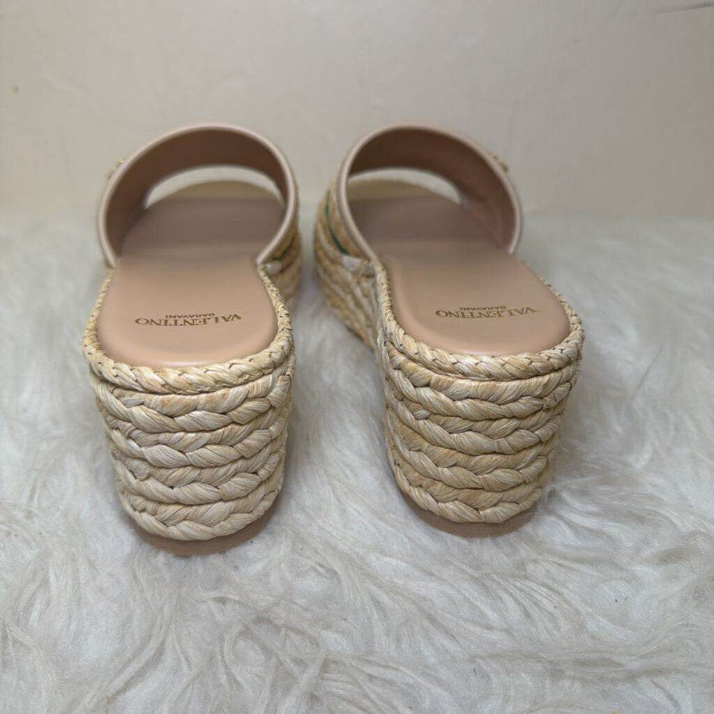 Floral embroidered wedge espadrille