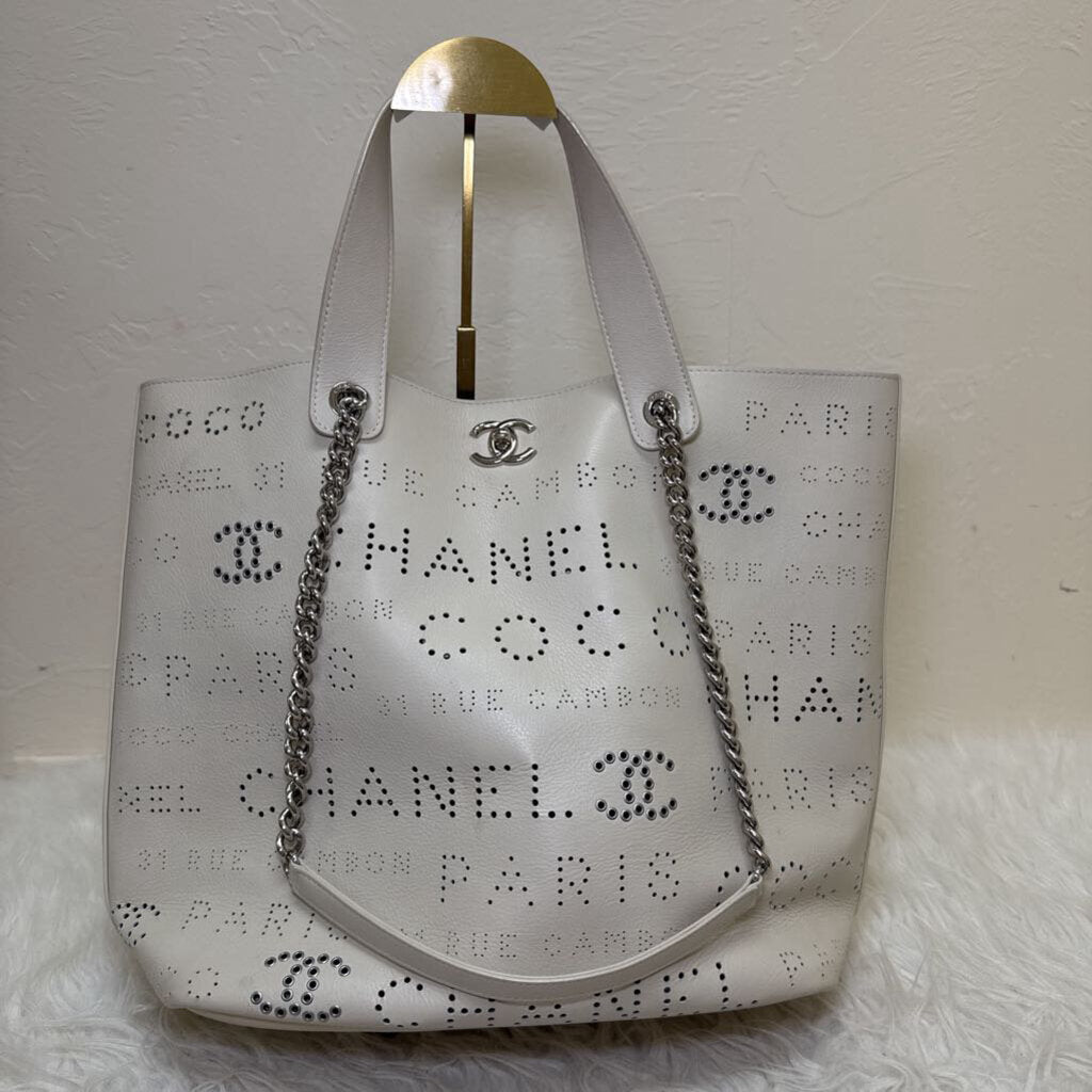 Logo Eyelets Shopping Tote