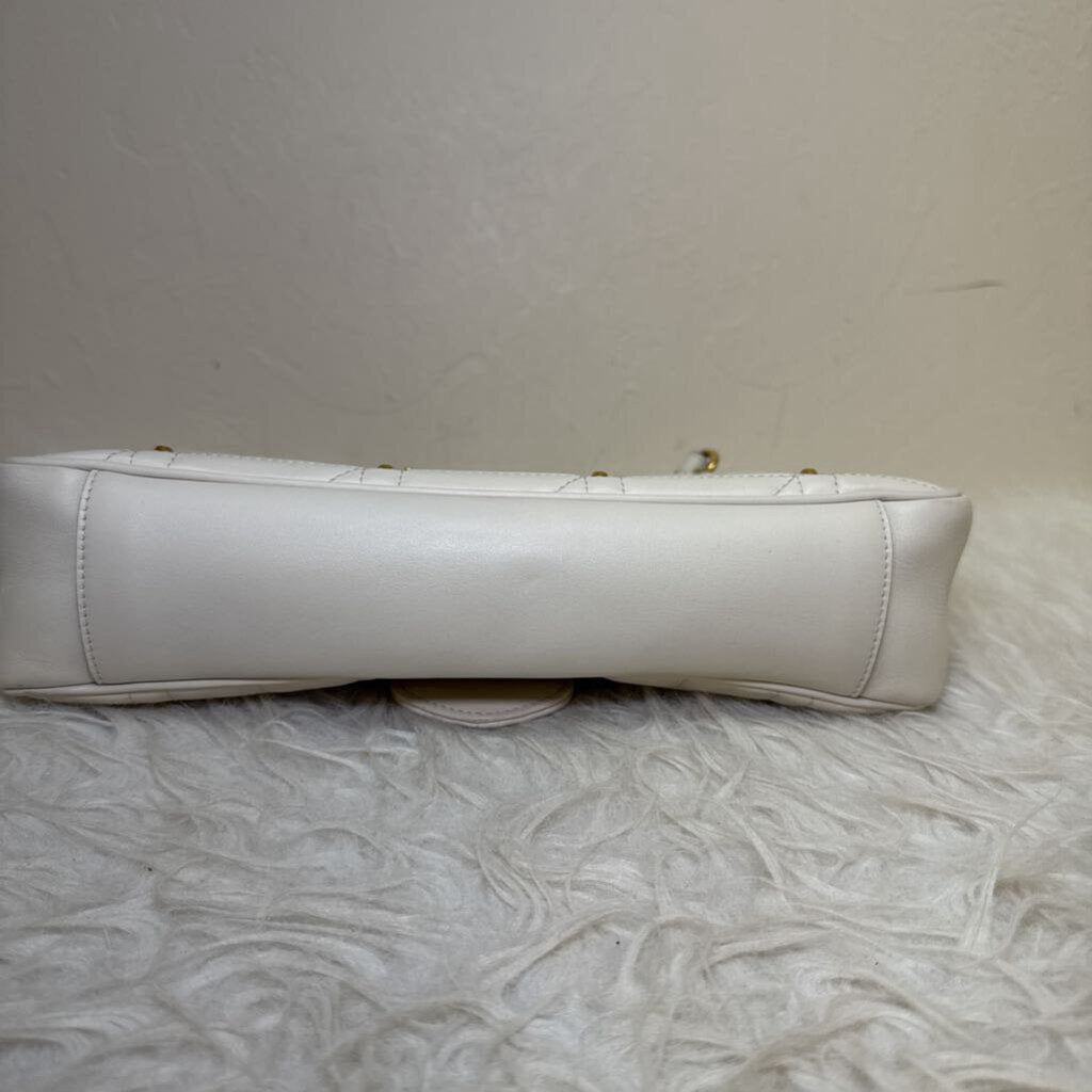 GG Marmont Medium Studded