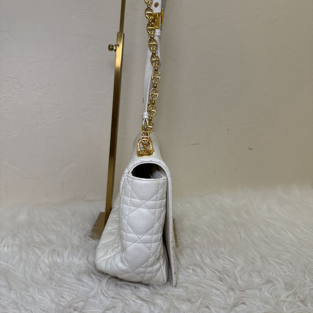 Cannage Caro Medium with gold hardware