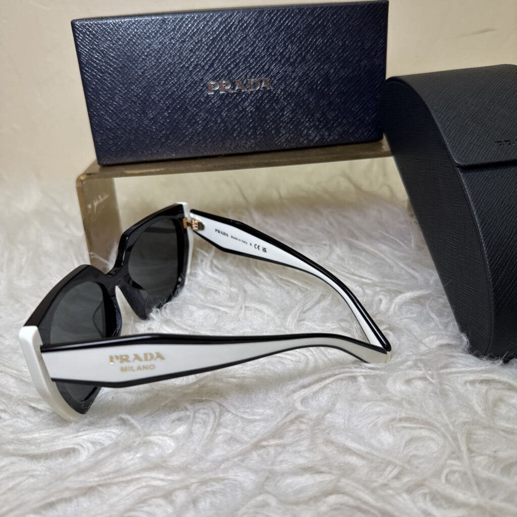 Black & White Sunglasses w/Logo