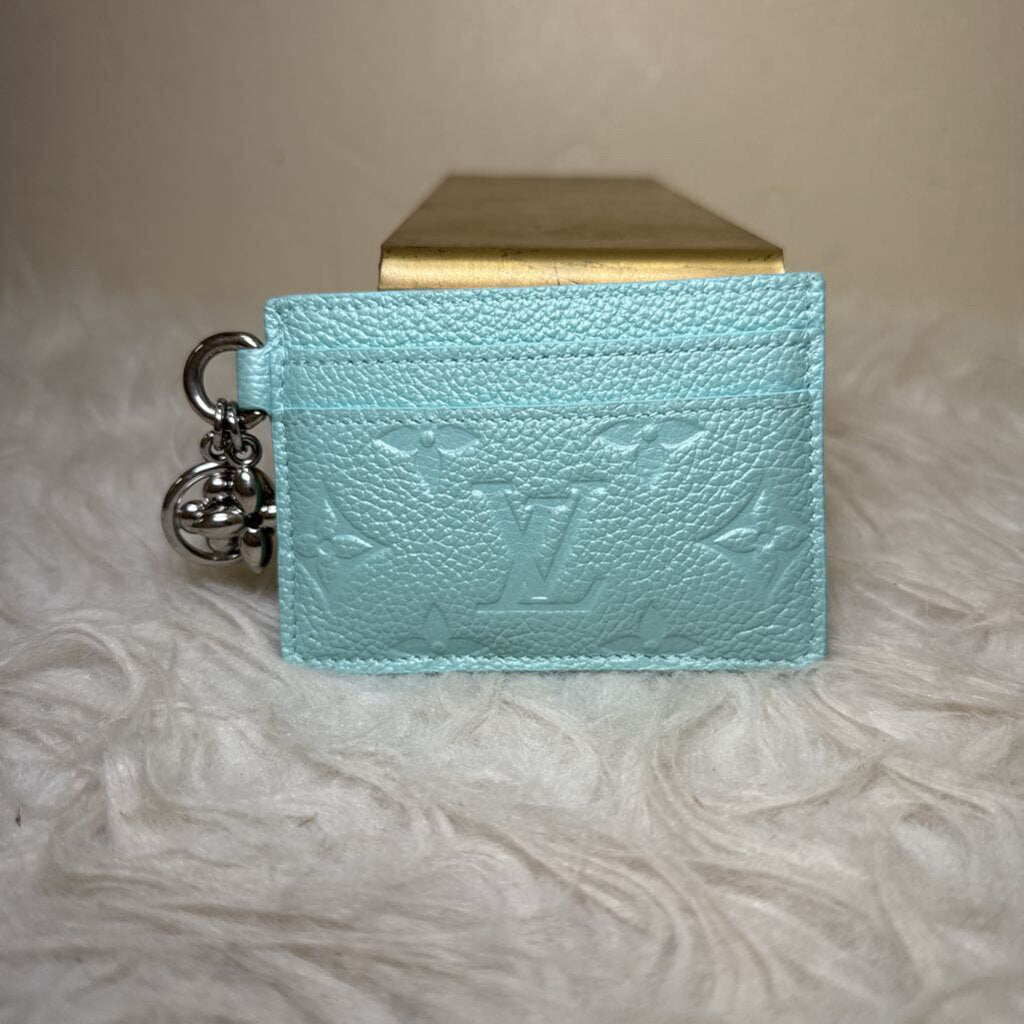 Charms Frost Card Holder