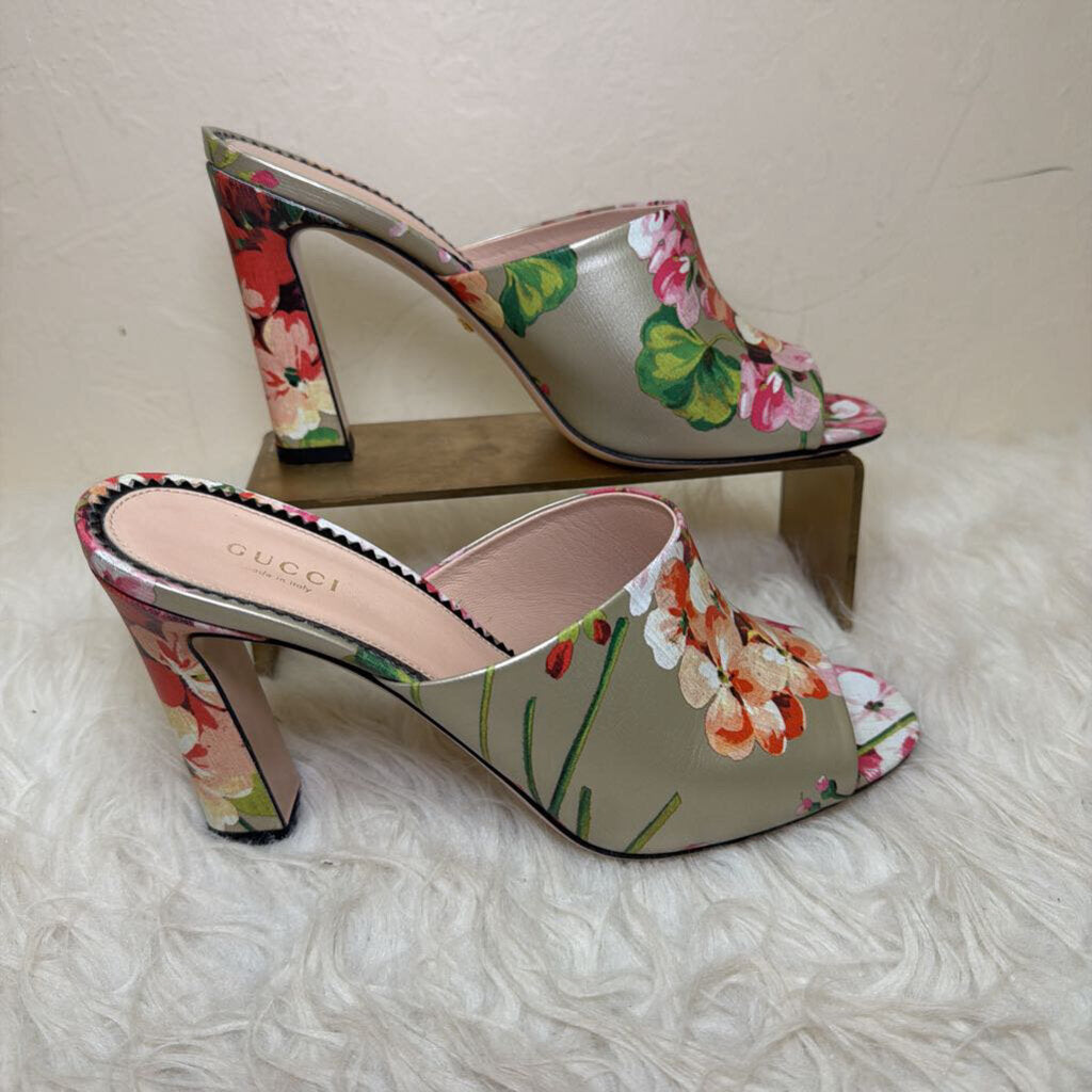 Blooms Print Slide Heels