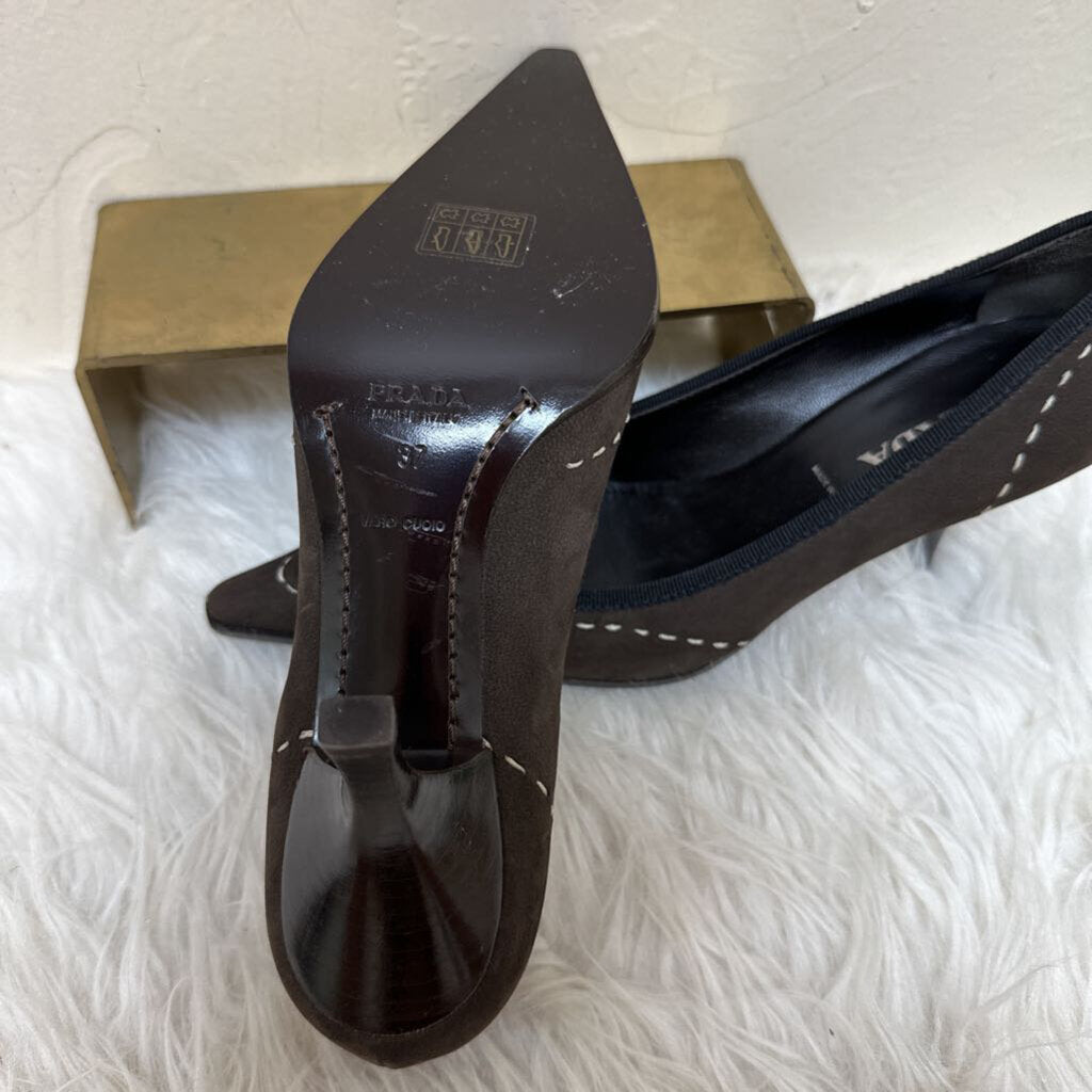 Vintage 1990s Pointed-Toe Bow Pumps