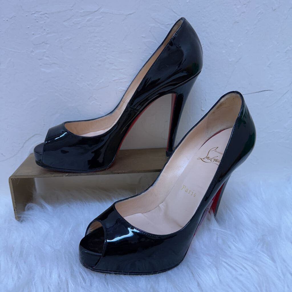 Patent Leather Peep Toe Pumps