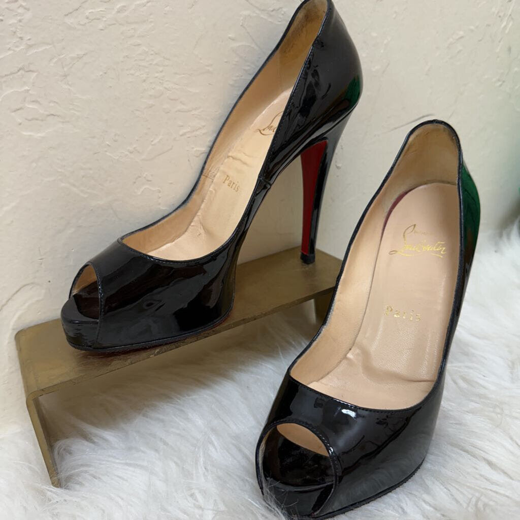 Patent Leather Peep Toe Pumps