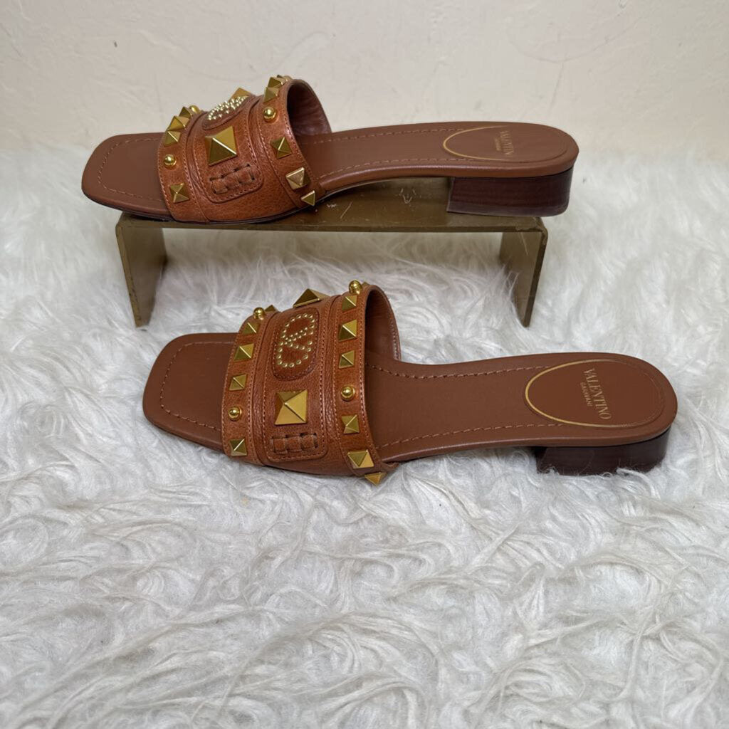 Caramel Leather Plaster Caster Studded Leather Slides