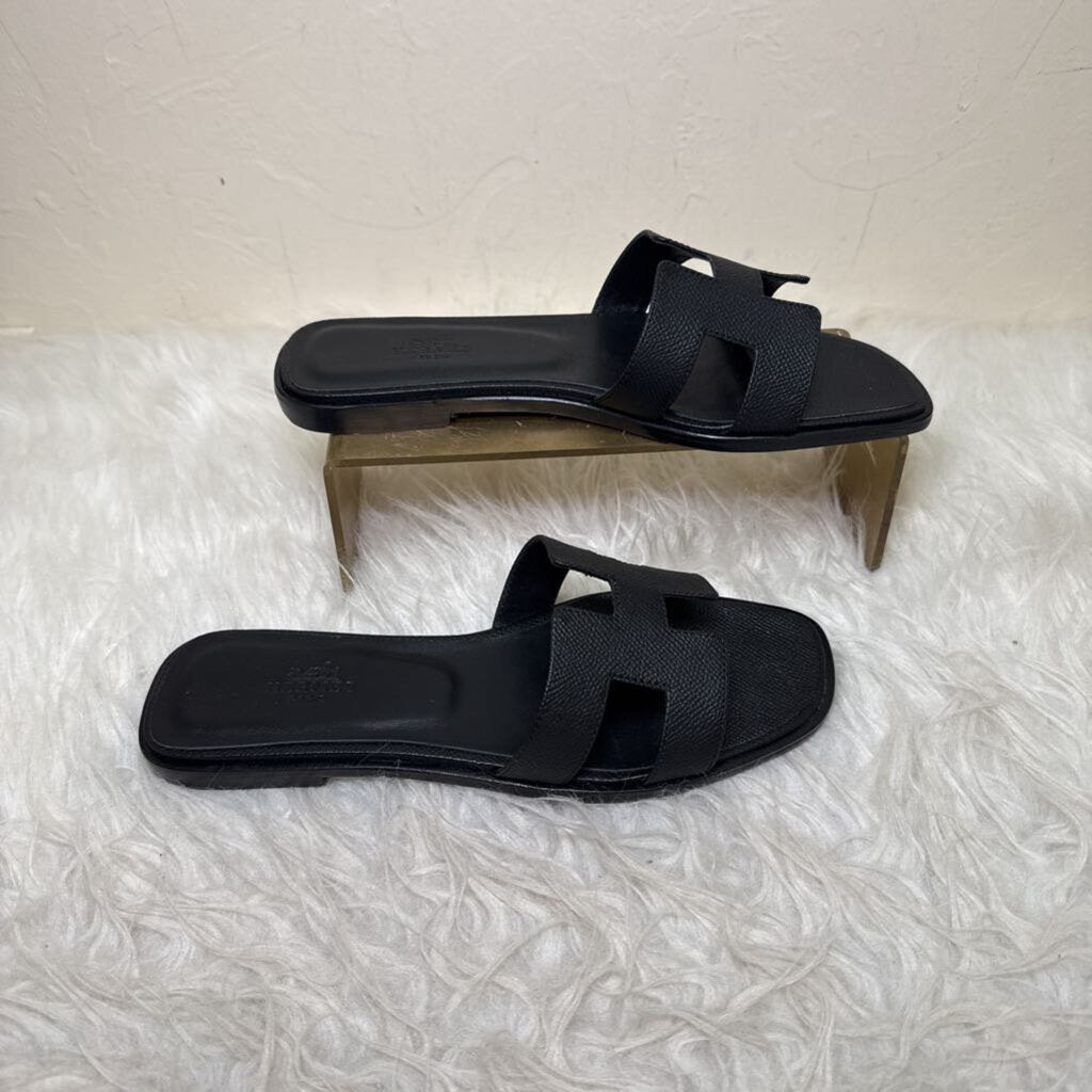 Leather Oran Sandal w/ H Strap