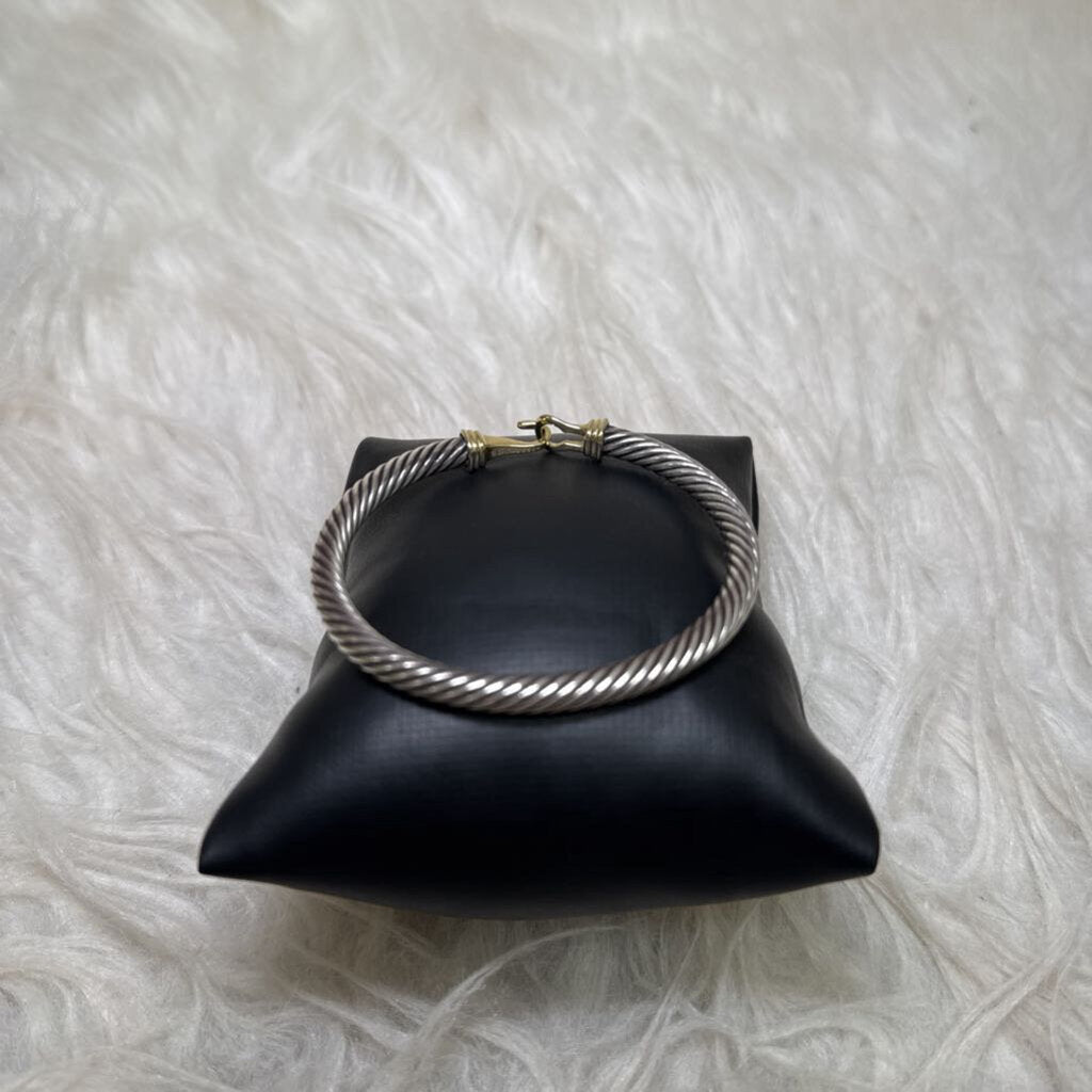 Two-Tone Classic Cable Buckle Bracelet