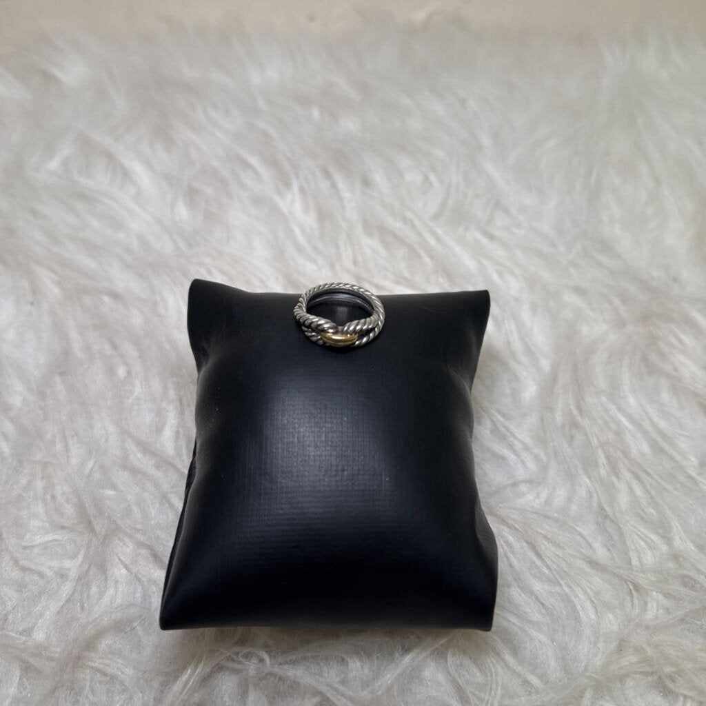 Two Tone Cable Loop Band Ring
