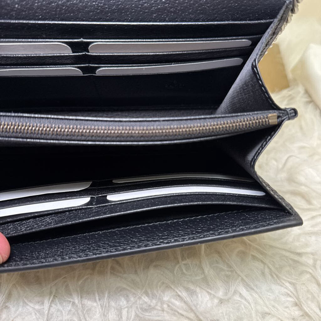 Black Leather Dionysus Web Wallet on Chain
