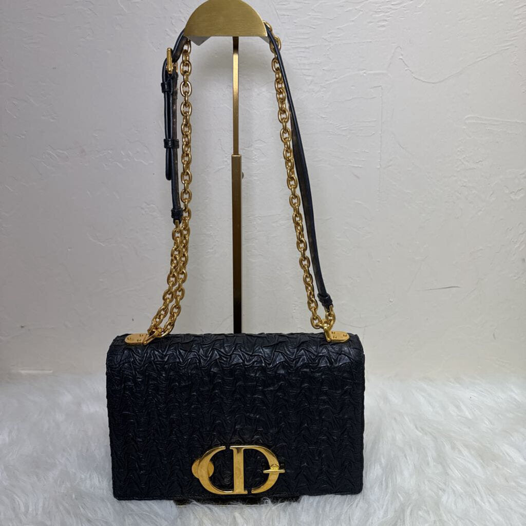 Black Wavy Effect 30 Montaigne Bag