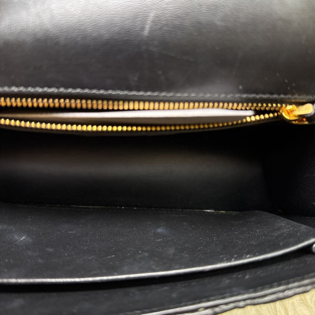 Black Wavy Effect 30 Montaigne Bag