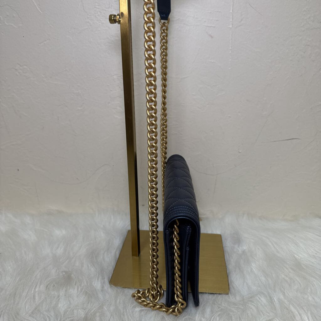 Boy Wallet on Chain