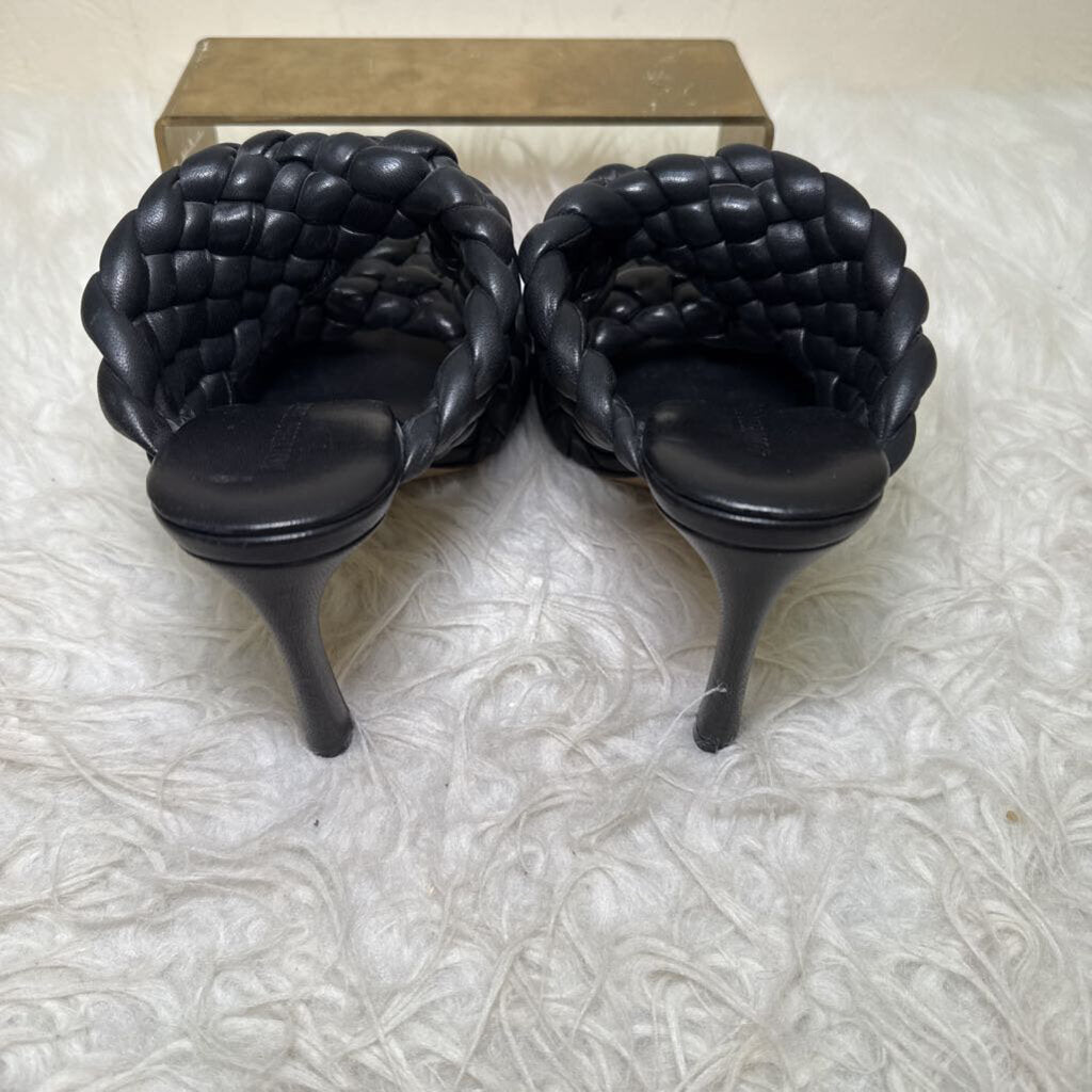 Intrecciato Weave Leather Slides